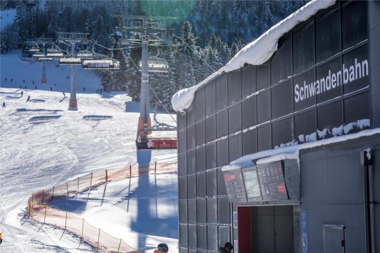 Denkinger PR - Hochbetrieb im Skigebiet Oberjoch