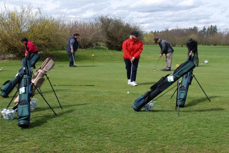 Denkinger PR - Wintergolf auf Sommergrün beim Golfclub Memmingen