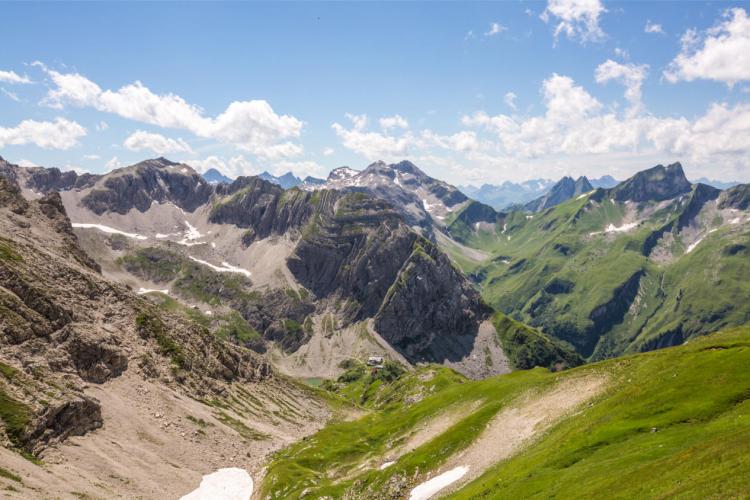 Denkinger PR - „Grenzgänger-Weg“ sichert Strecken und fasziniert Bergsteiger