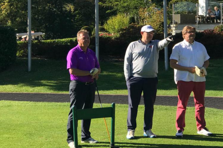 Denkinger PR - Ehemalige Sportstars golfen in Bad Salzuflen für kranke Kinder 