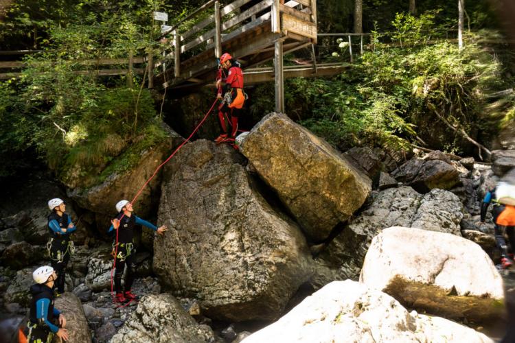 Denkinger PR - Raus aus den vier Wänden – rein ins Outdoor-Erlebnis Starzlachklamm 