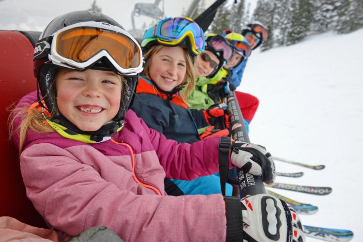 Denkinger PR - Ausgezeichneter Familienspaß im Skigebiet Oberjoch