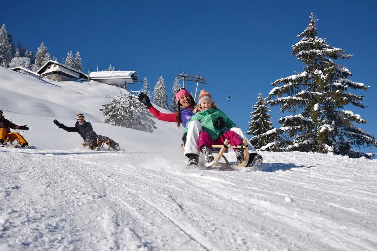 Denkinger PR - Kostenloser Ski-, Snowboard- und Rodelpass mit Bad Hindelang PLUS