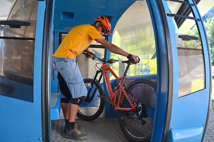 Denkinger PR - Vier Farben für ein Halleluja - Bergsporterlebnis Bikepark Hindelang