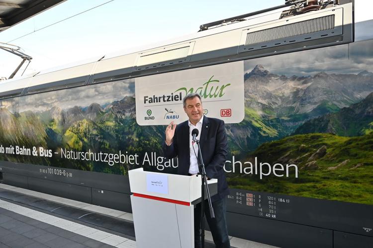 Denkinger PR - Fernverkehrslok ist Botschafter für Naturschutzgebiet Allgäuer Hochalpen