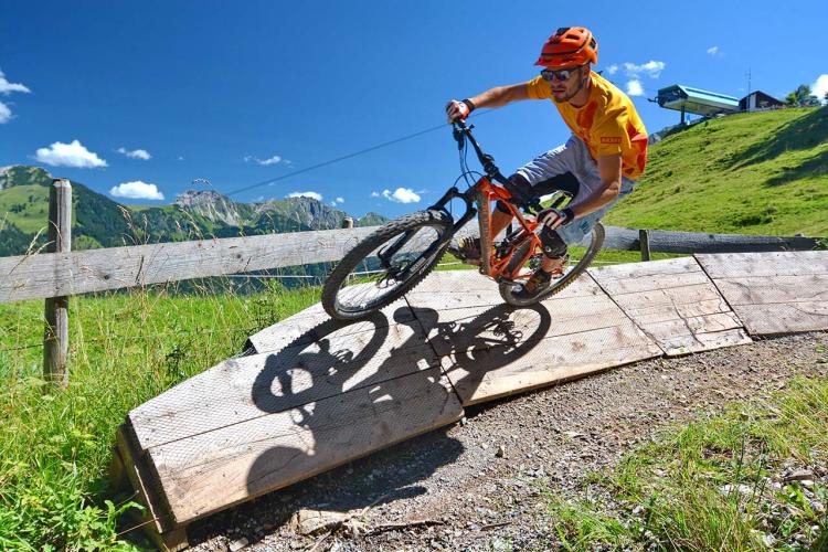 Denkinger PR - Mit frischem Grip ins Tal - Bikepark Hindelang startet in die Saison