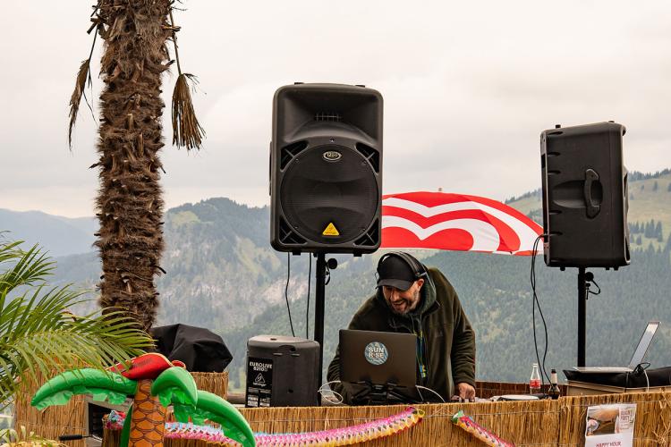 Denkinger PR - Reggae-Beats und Alpen-Döner bei Beachparty in Oberjoch
