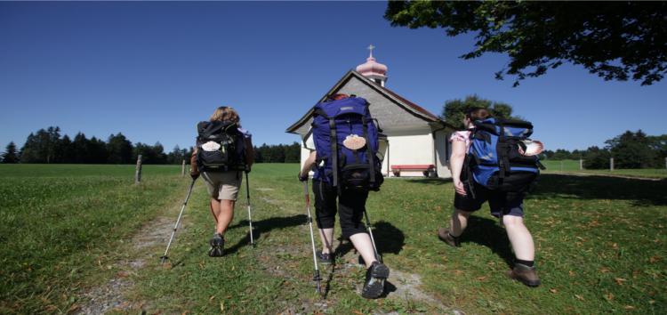 Denkinger PR - Kraftquelle Allgäu: Kräutervielfalt mit Pilgerroute 