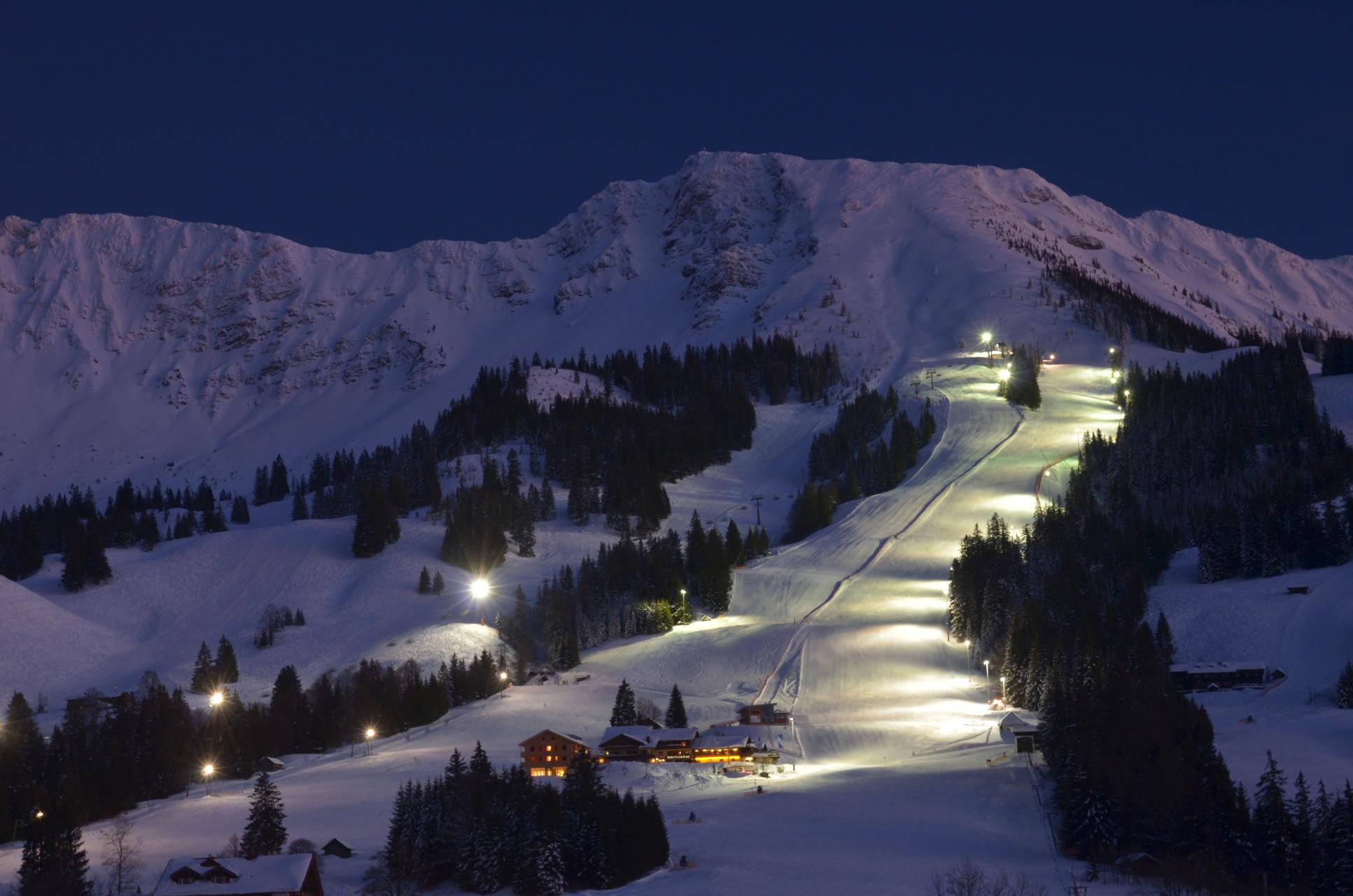 Nachtskifahren im Skigebiet Oberjoch