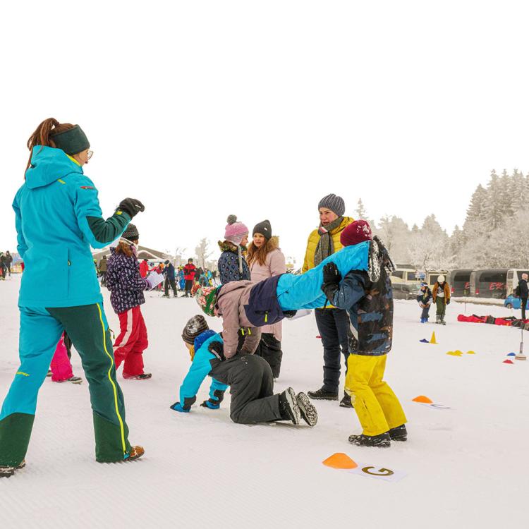 Denkinger PR - Schneesportfestival lockt Tausende Schüler ins Skigebiet Oberjoch