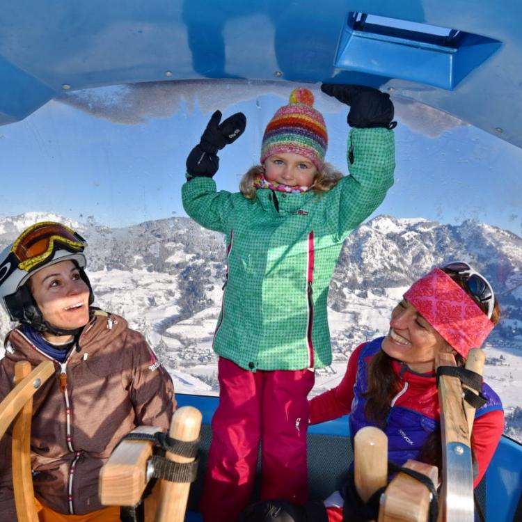 Denkinger PR - Ausgezeichneter Rodelspaß an der Hornbahn Hindelang