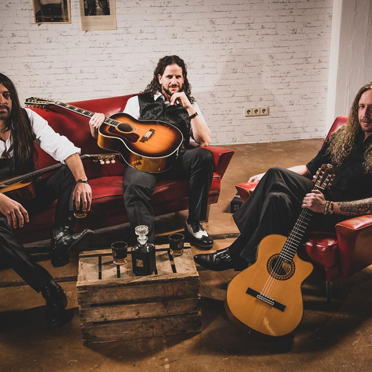 Denkinger PR - Gitarrenriffs, Gypsy-Groove und Alpen-Klänge beim SummerSound“ in Bad Hindelang